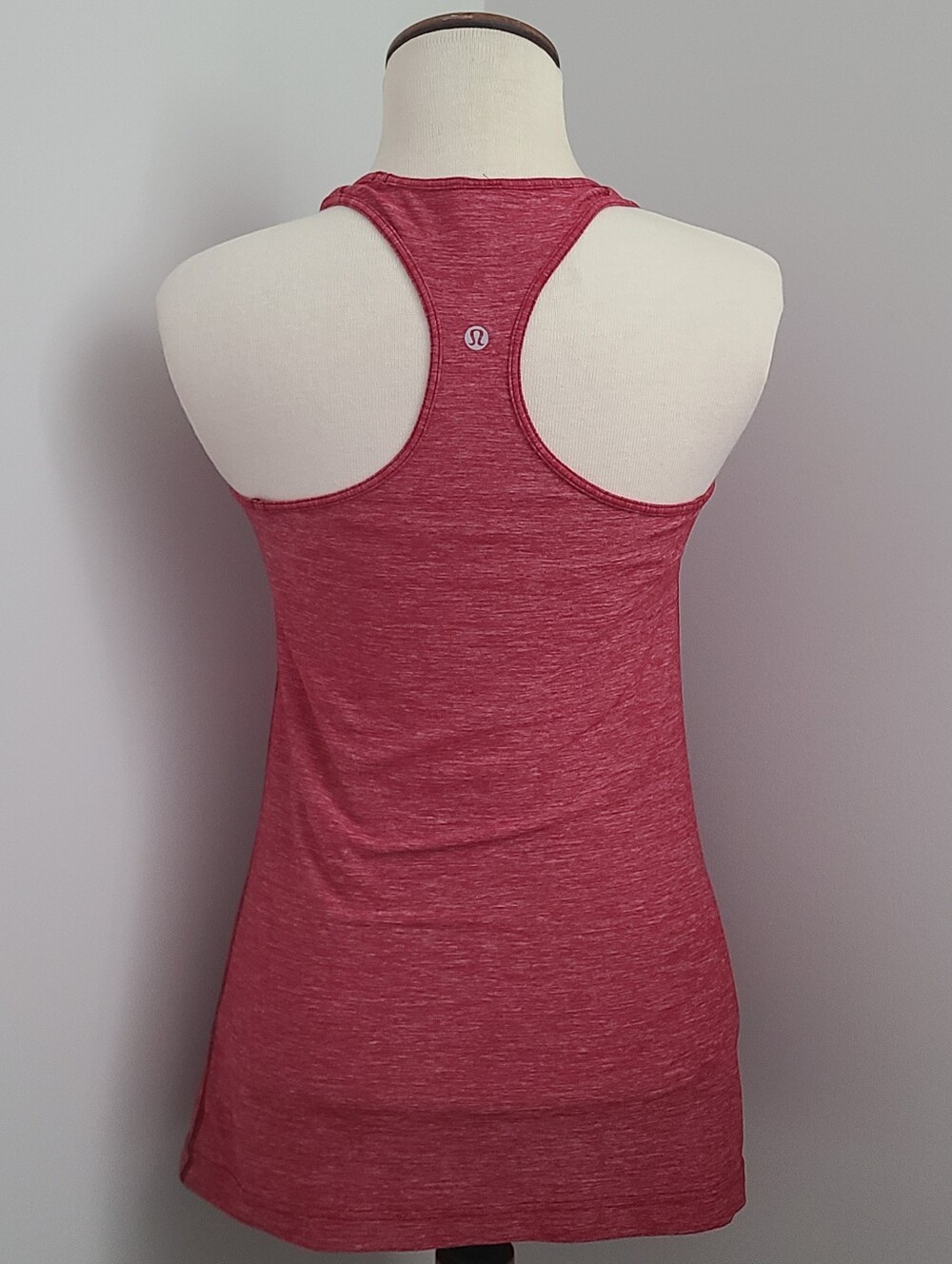 Lululemon Tank Top Size 8 Burgundy Heathered Racerback Athletic Yoga Athleisure